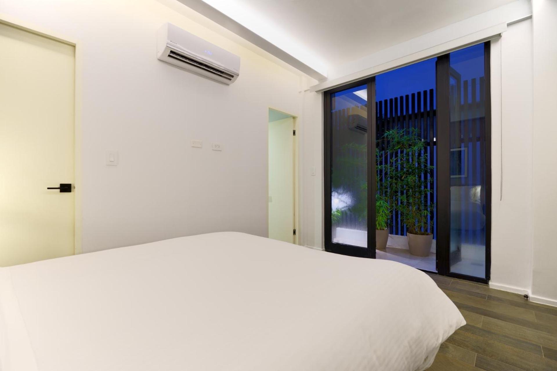 Sunny 2Br With Pool In Casco Antiguo Apartment Panama City Luaran gambar